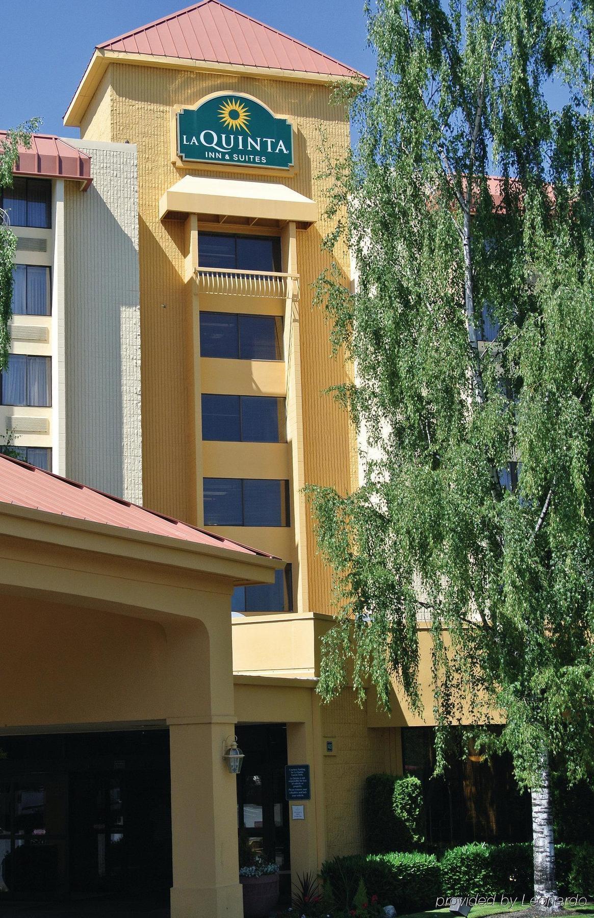 La Quinta By Wyndham Tacoma - Seattle Hotel Exterior photo